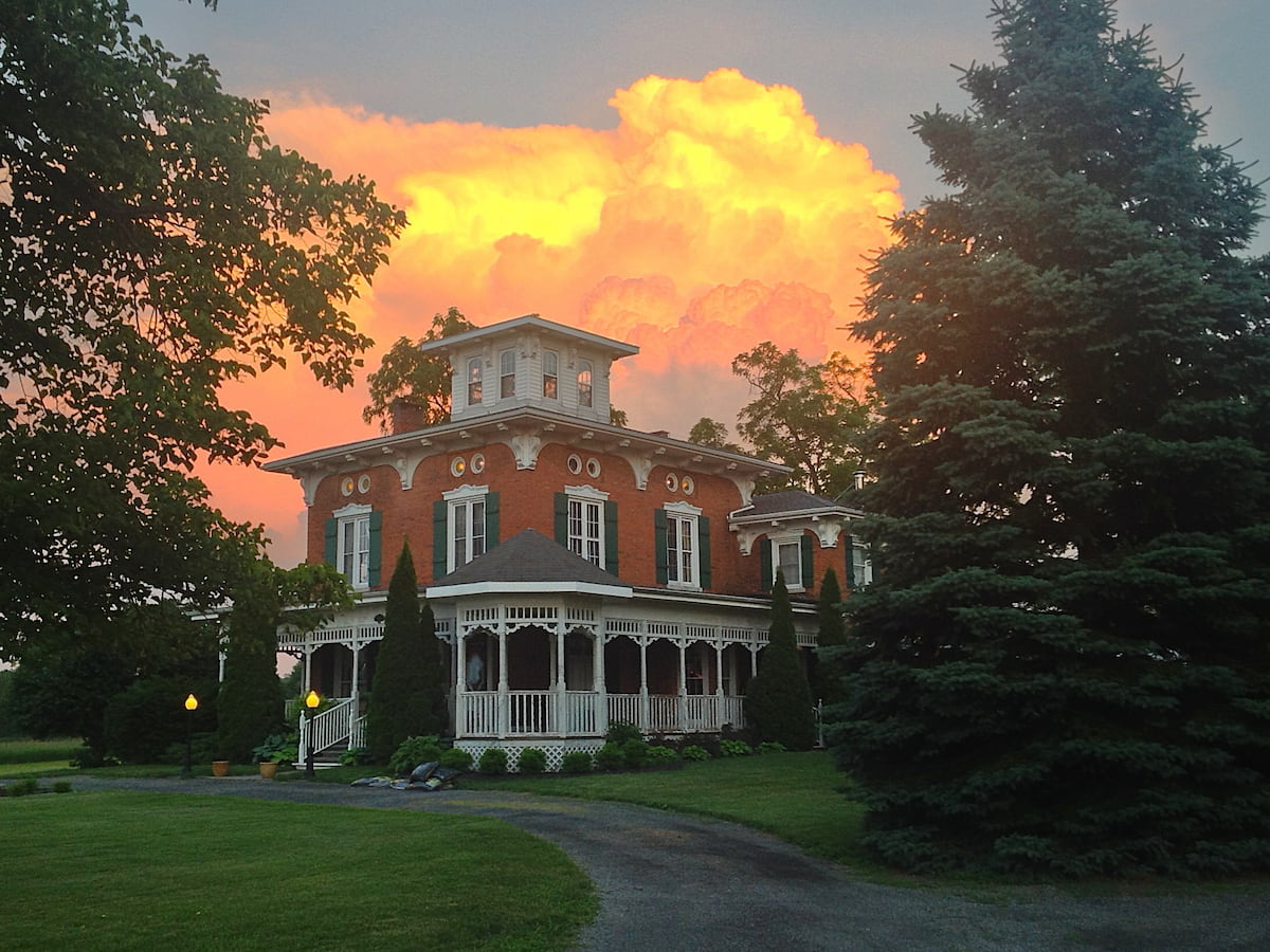 Woodruff Manor exterior